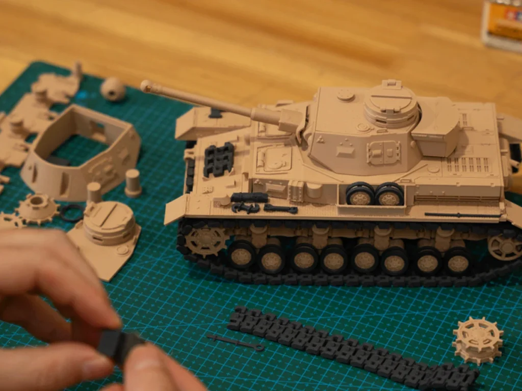 Танк Panzerkampfwagen IV, напечатанный на Bambu Lab A1 mini и собираемый из деталей