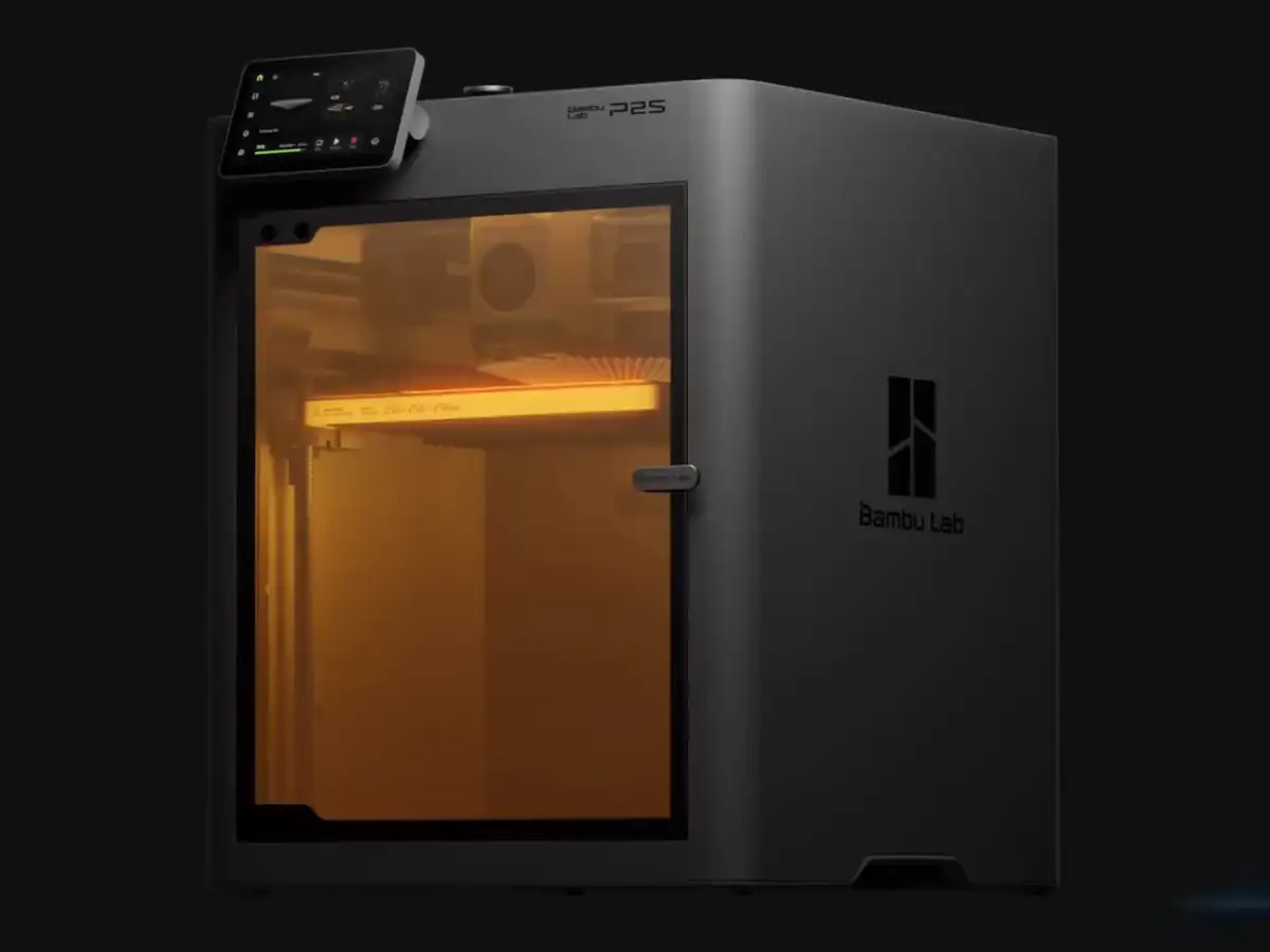 Поток холодного воздуха в камере Bambu Lab P2S, кадр ролика производителя