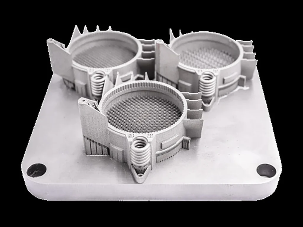 Корпусные детали на плите - Kings SLM M280