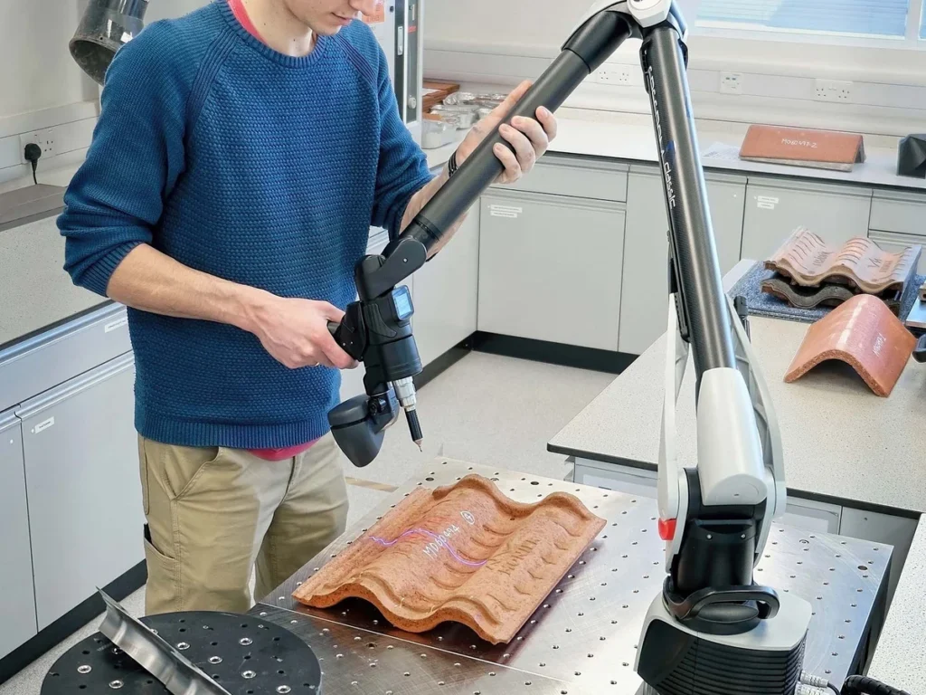 Контроль в цеху - LK Metrology H120
