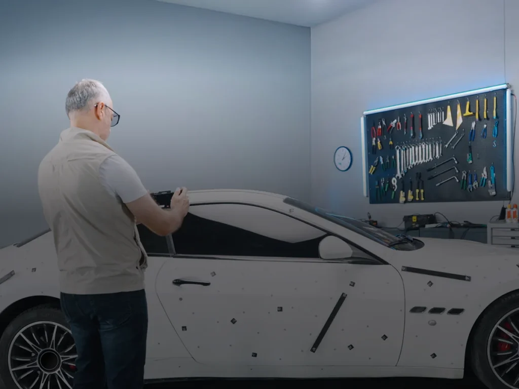 Автомобиль целиком - Revopoint MIRACO Plus