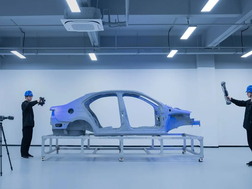 Два сканера в системе - Shining 3D FreeScan Trak Nova